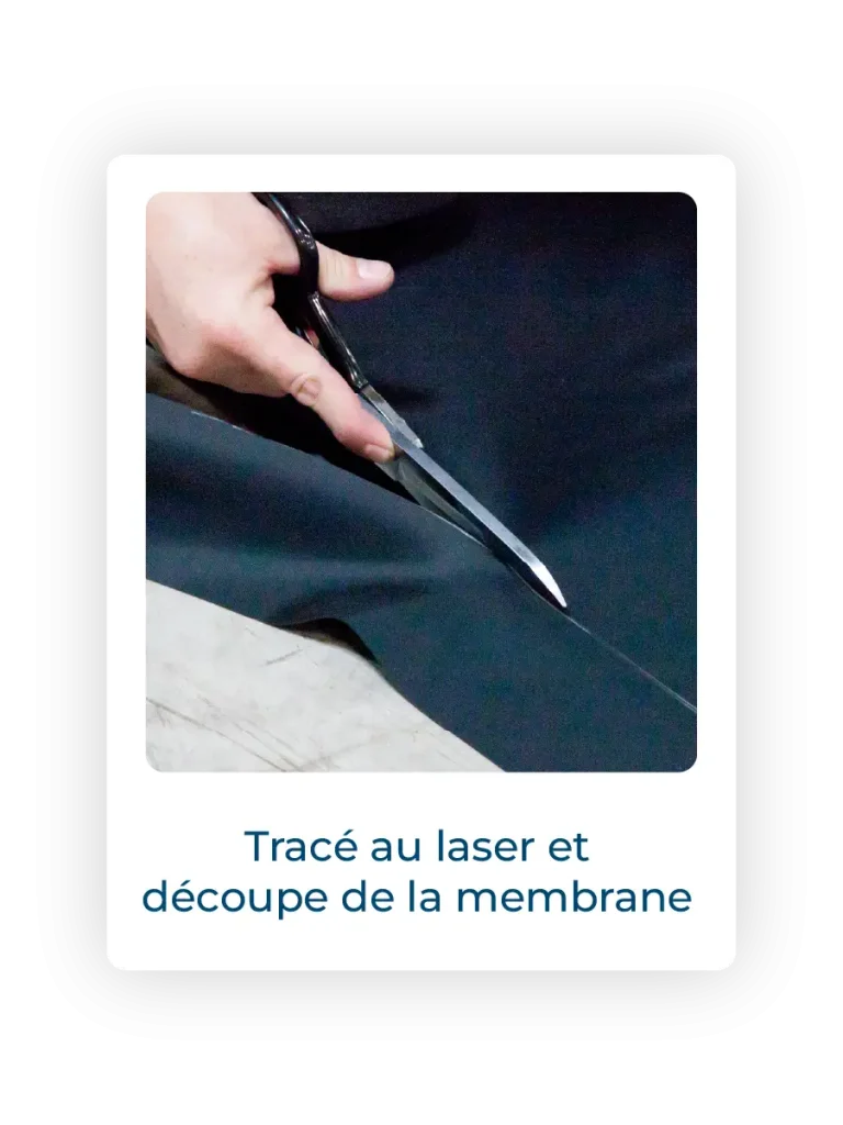 Tracé au laser et découpe de la membrane d'étanchéité - Flexirub